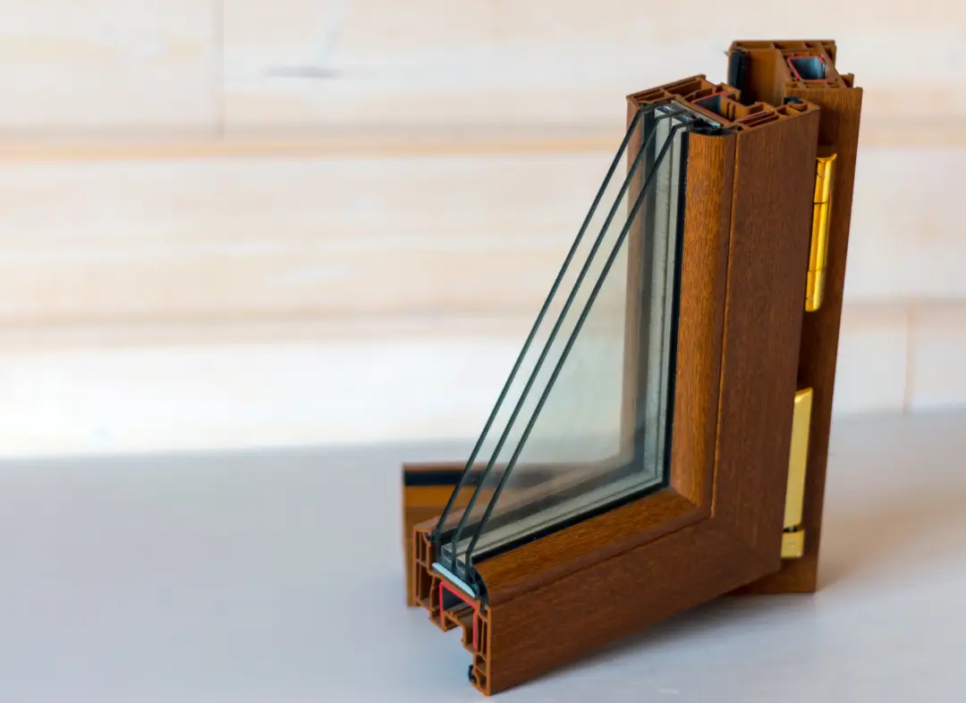 Installation de fenêtre en bois sur mesure Pernes-les-Fontaines